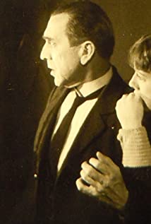 Valy Arnheim